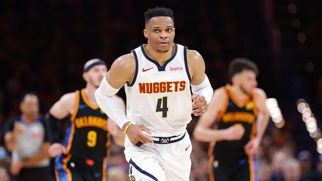 场上看到她 场上看到她