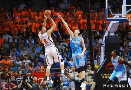 路与球员匹 路与球员匹